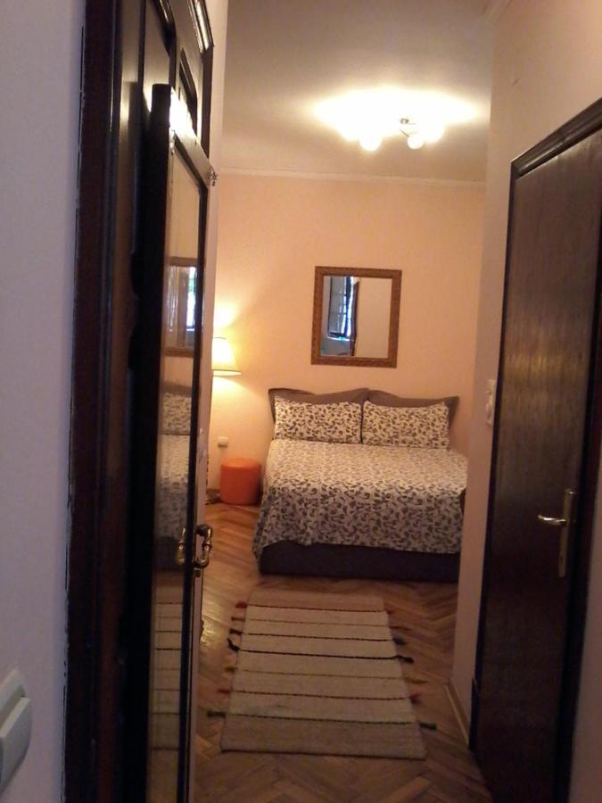 Studio Hram 2 Belgrad Exterior foto